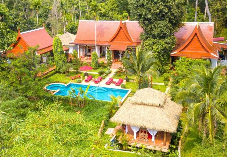 koh-samui-thai-style-luxury-villa-for-sale-in-maenam