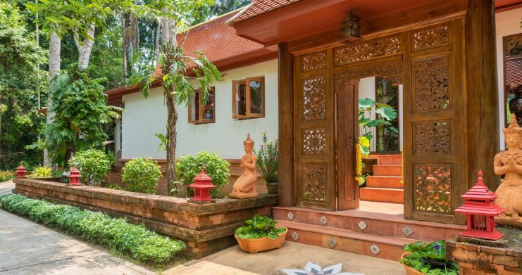 koh-samui-thai-style-luxury-villa-for-sale-in-maenam- thumb 8