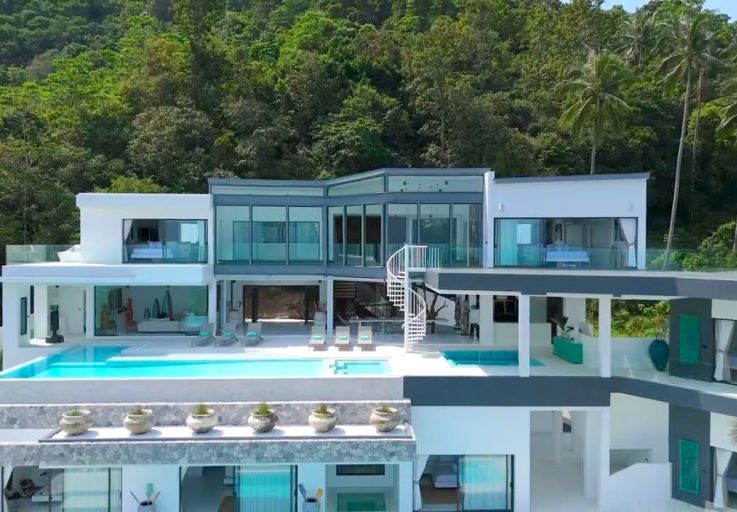 Ultra-Luxury 9 Bed Sea View Villa for Sale in Bang Por