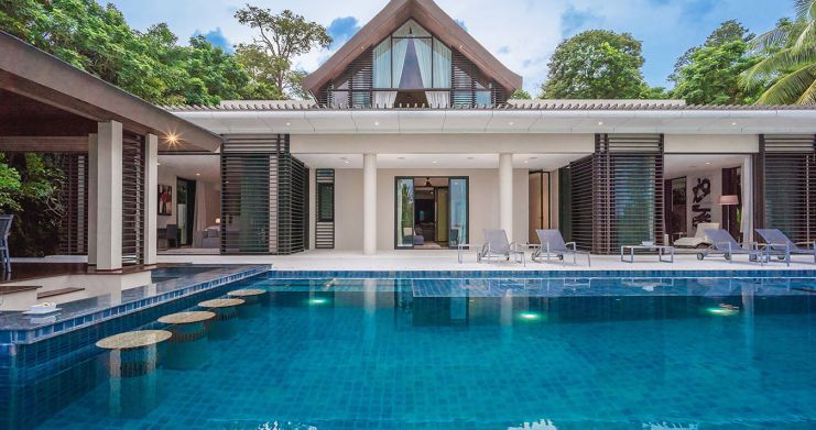 stunning-cape-yamu-beachfront-villa-for-sale-phuket- thumb 16