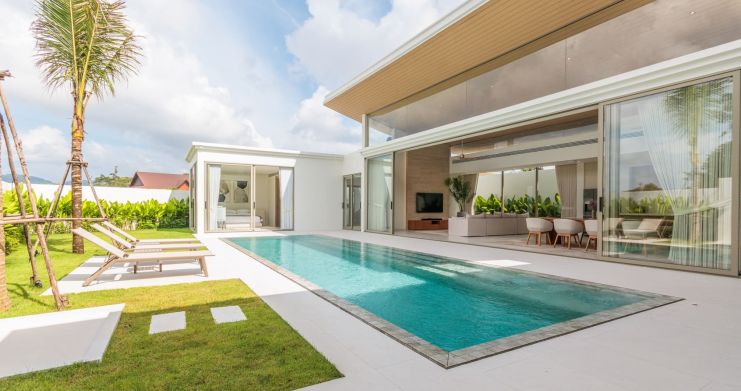 luxury-4-bedroom-garden-pool-villa-for-sale-in-phuket- thumb 1