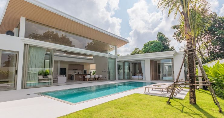 luxury-4-bedroom-garden-pool-villa-for-sale-in-phuket- thumb 14