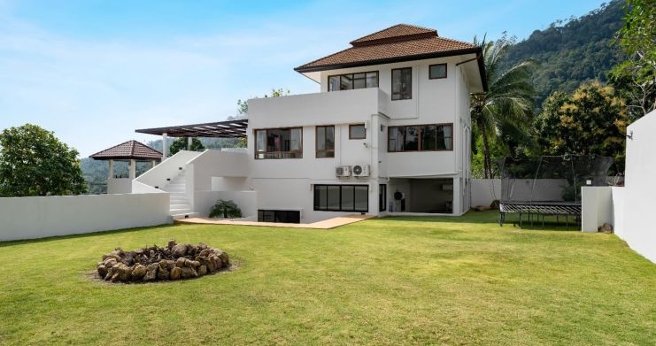 luxury-4-bedroom-villa-for-sale-koh-samui- thumb 1