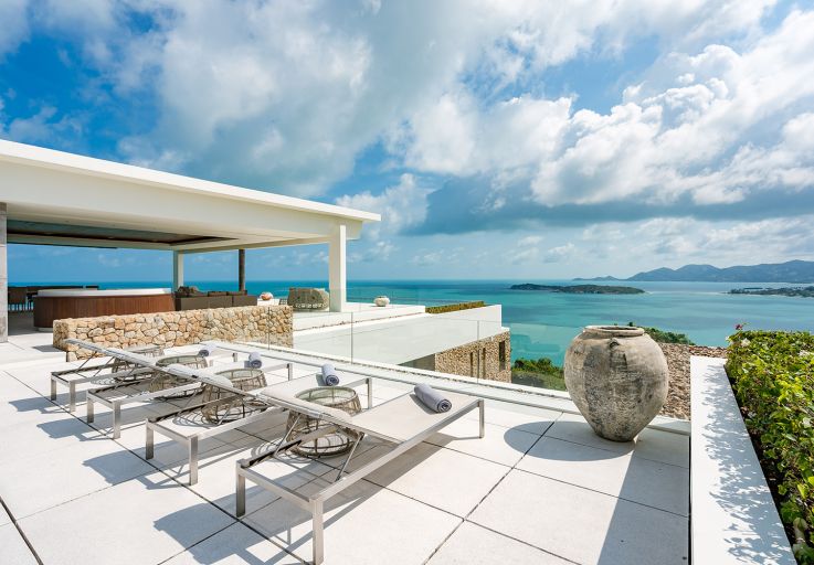 ultra-luxury-oceanfront-villa-choeng-mon-koh-samui